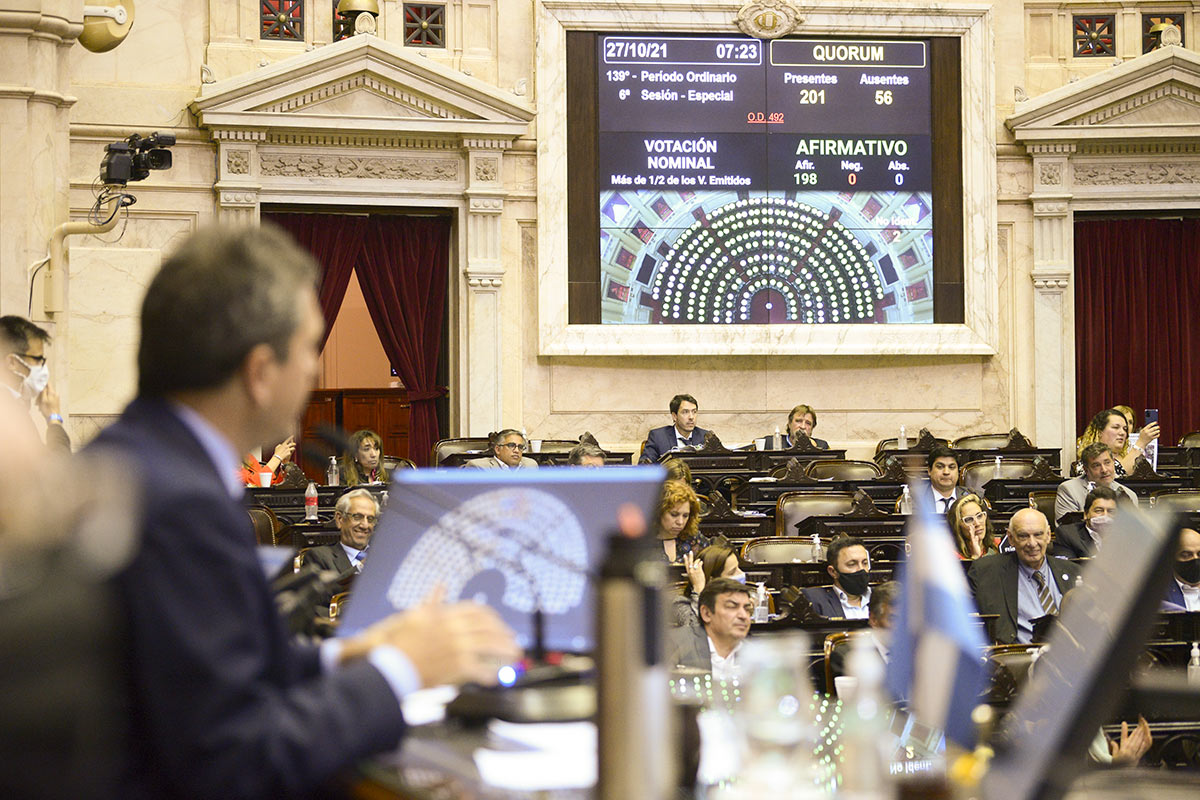 La falta de consenso sobre la Ley de Envases demora la sesión en Diputados