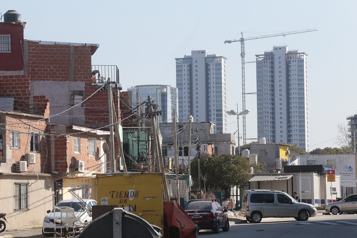 La especulación inmobiliaria en la Ciudad «produce falta de vacantes, problemas en la salud pública y déficit de espacios verdes»