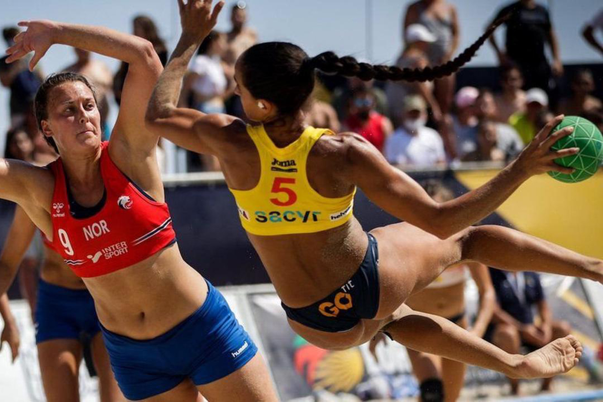 Adiós a las bikinis: ya no se usarán en el beach handball tras las acusaciones de sexismo