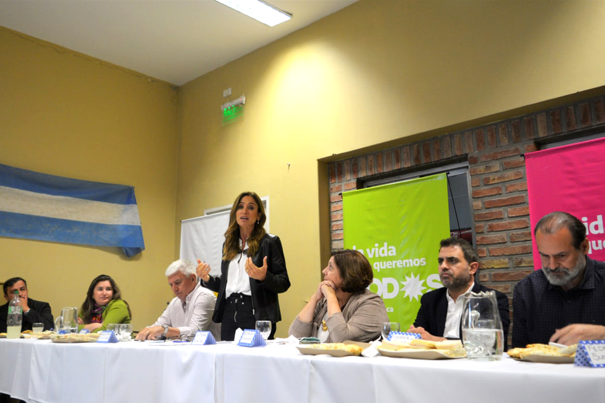 Tolosa Paz: «Tenemos que redistribuir recursos y para eso es central el rol del Estado»