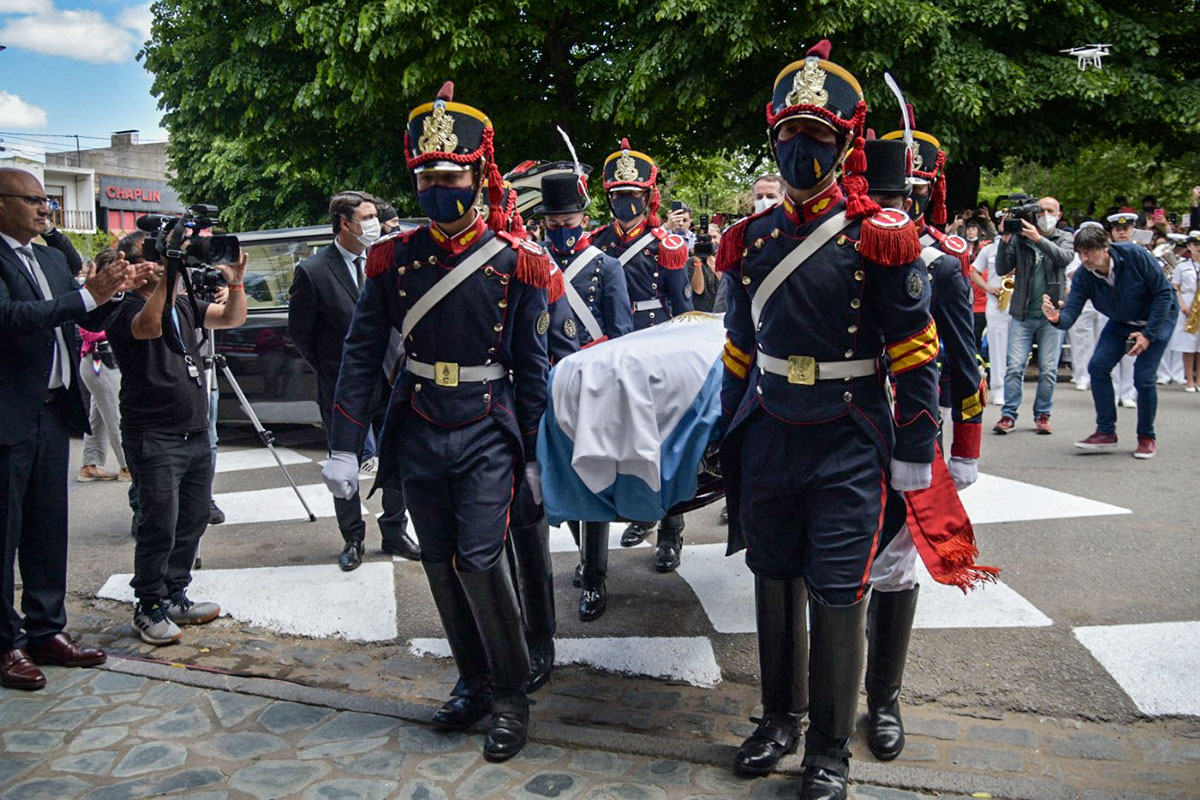 A 70 años de su primer título mundial, Juan Manuel Fangio ya descansa en su museo