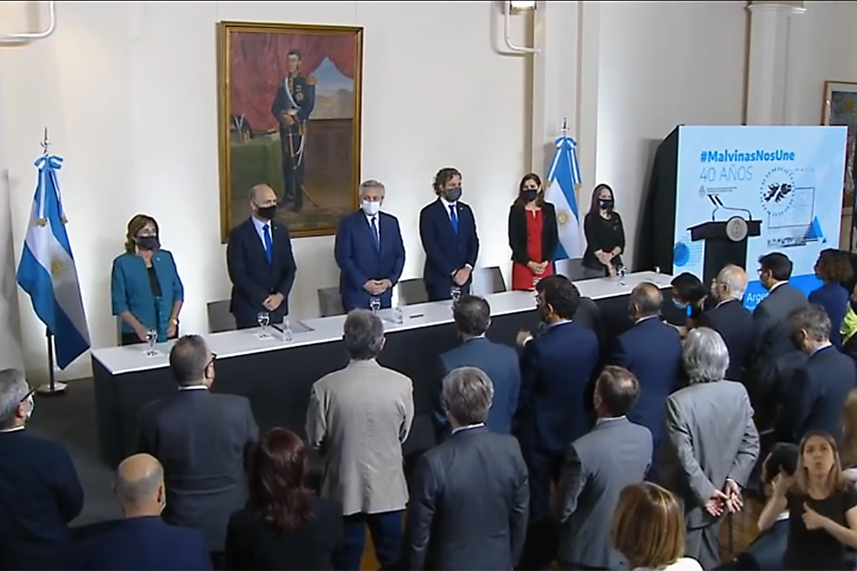 Fernández: “Ser soberanos es recuperar la capacidad de manejar esa deuda de modo tal que el pueblo no sufra»