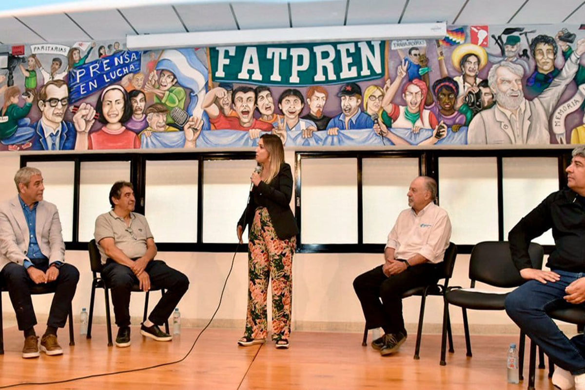 Con dirigentes de las tres centrales la Fatpren reinauguró su sede sindical