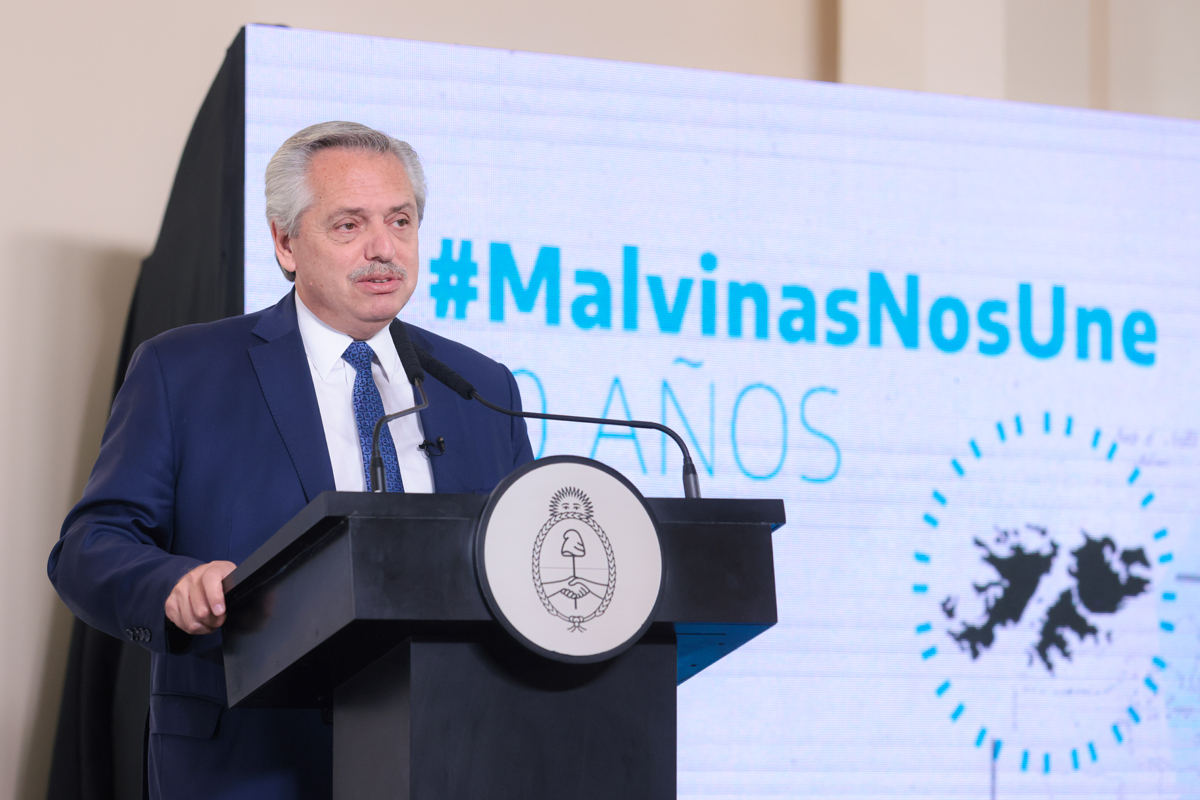 Fernández sobre Malvinas: «La razón siempre vence y tenemos la razón»