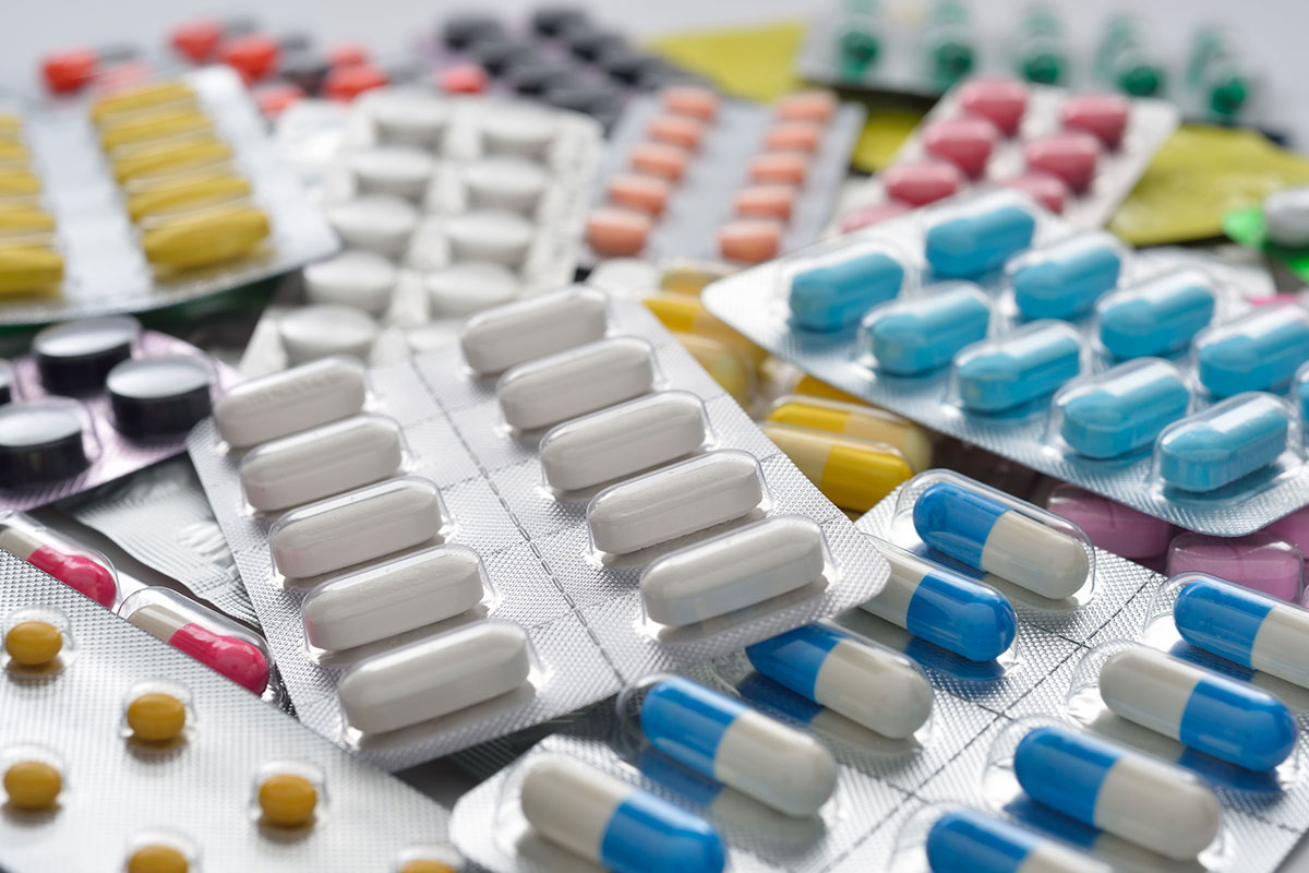 Cinco laboratorios públicos producirán más de 20 millones de medicamentos de Remediar