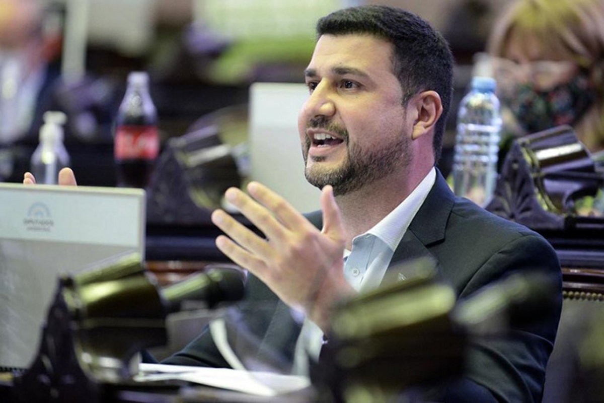 Sin la oposición, la Comisión Bicameral avaló una serie de decretos del Ejecutivo