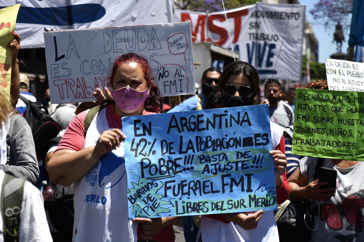 Organizaciones sociales de izquierda marcharon «contra el FMI, el pago de la deuda y el ajuste»