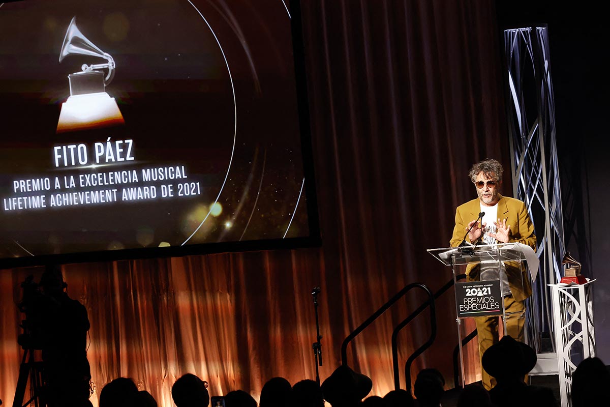 Grammy Latino 2021: Fito Páez recibió el Premio a la Excelencia
