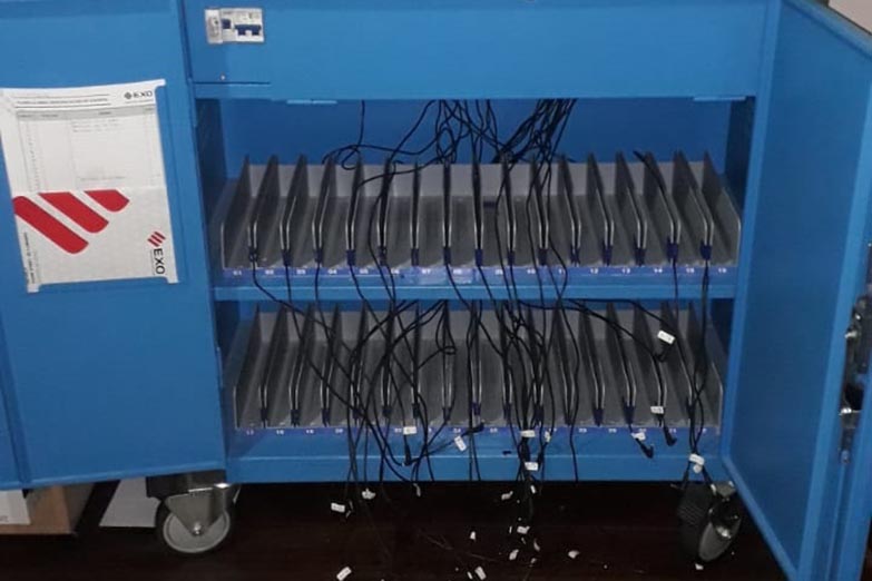 Sigue la ola de robos en escuelas porteñas: ahora fueron 44 computadoras del Mariano Acosta