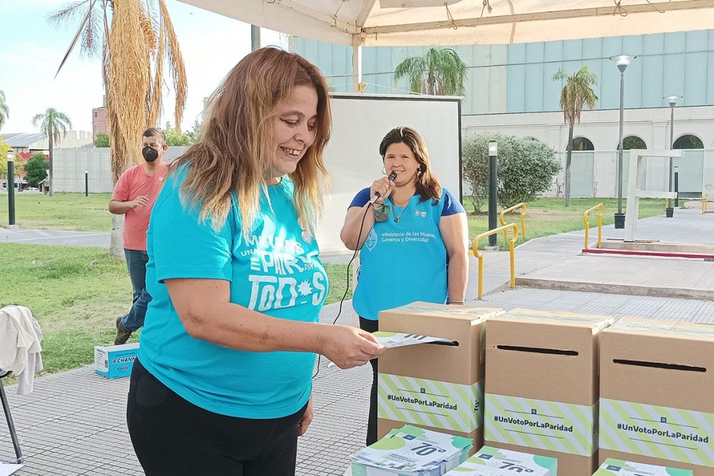 Homenajes y conmemoraciones por los 70 años del voto femenino 1 Homenajes y conmemoraciones por los 70 años del voto femenino