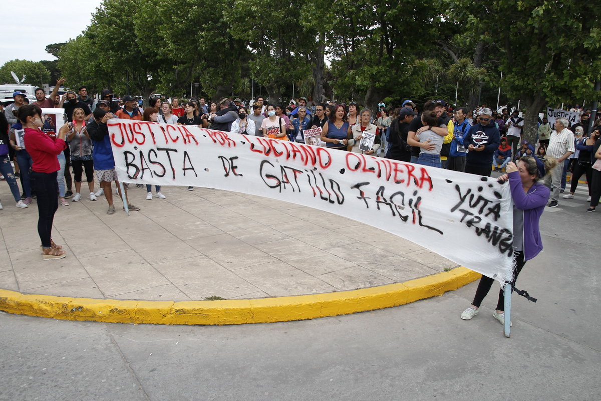Piden la reconstrucción del crimen de Luciano y aguardan medidas para avanzar contra más policías