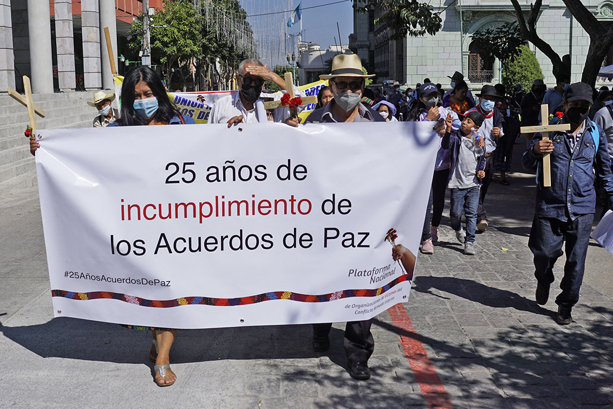 La paz endeble que se firmó en Guatemala hace 25 años
