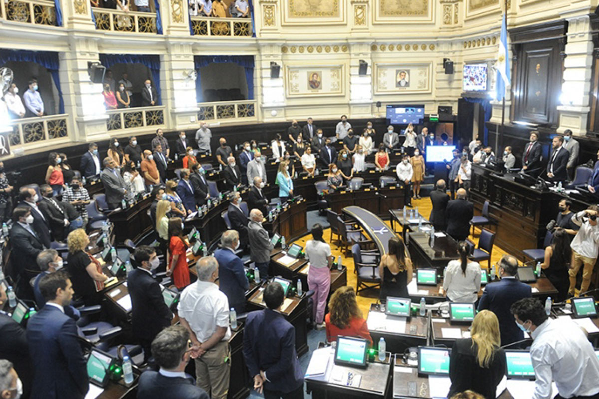 En una sesión maratónica, la Legislatura bonaerense aprobó el Presupuesto 2022