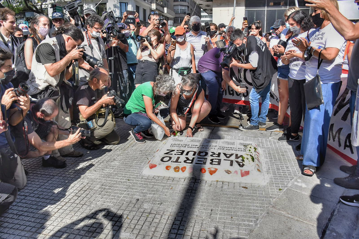 Los Cayetanos, en la Plaza: “En 2001 no había propuestas, hoy tenemos la economía popular”