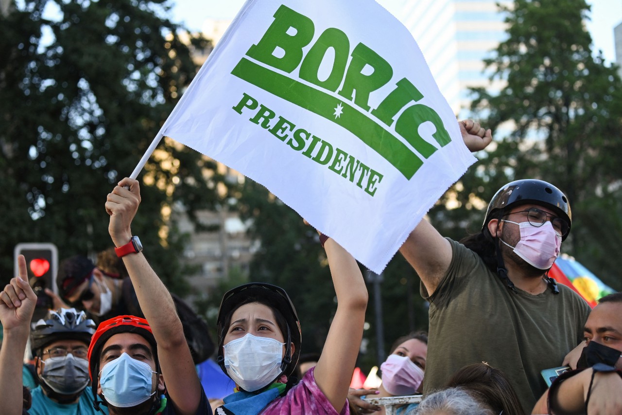 Aplastante triunfo de Boric: festejos en las calles y plazas de Santiago y de todo Chile
