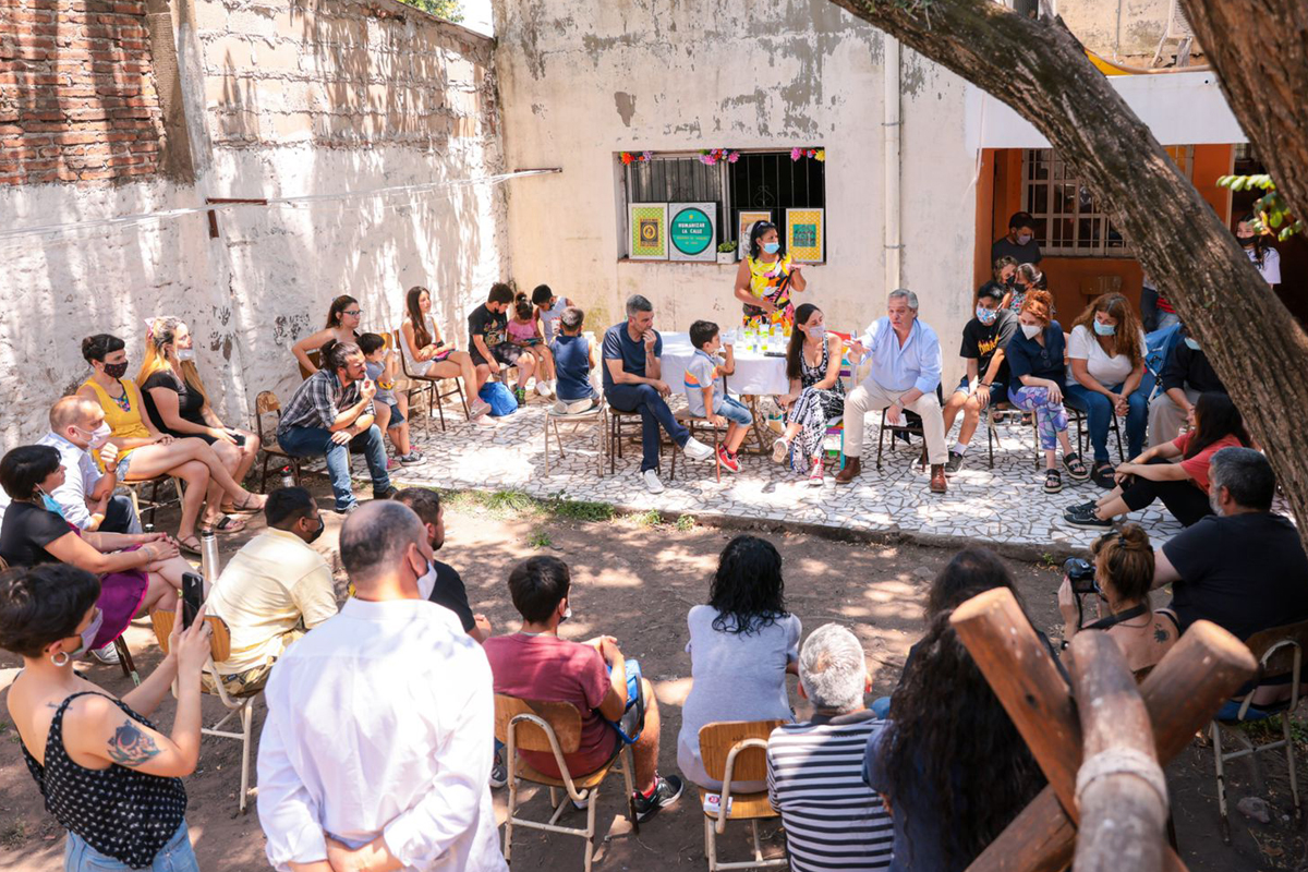 Alberto Fernández visitó un espacio que asiste a personas en situación de vulnerabilidad