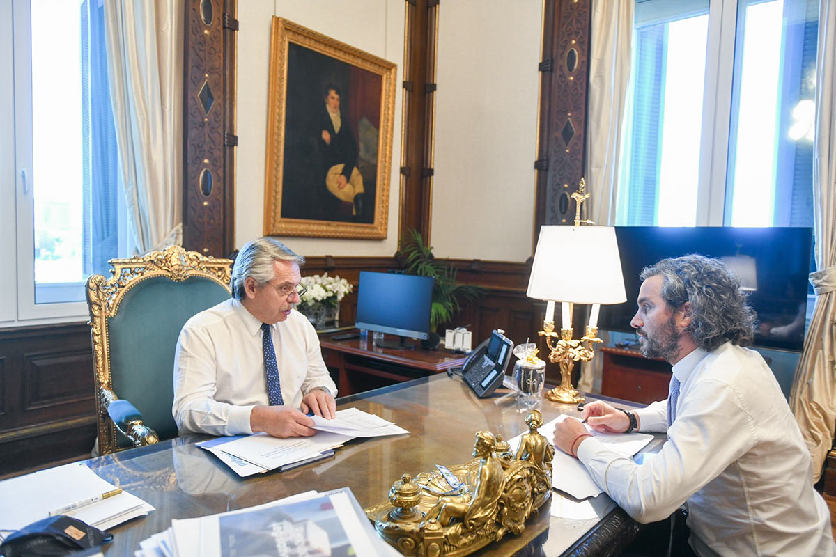 Cafiero buscará en EE UU una definición política en la pulseada con el FMI