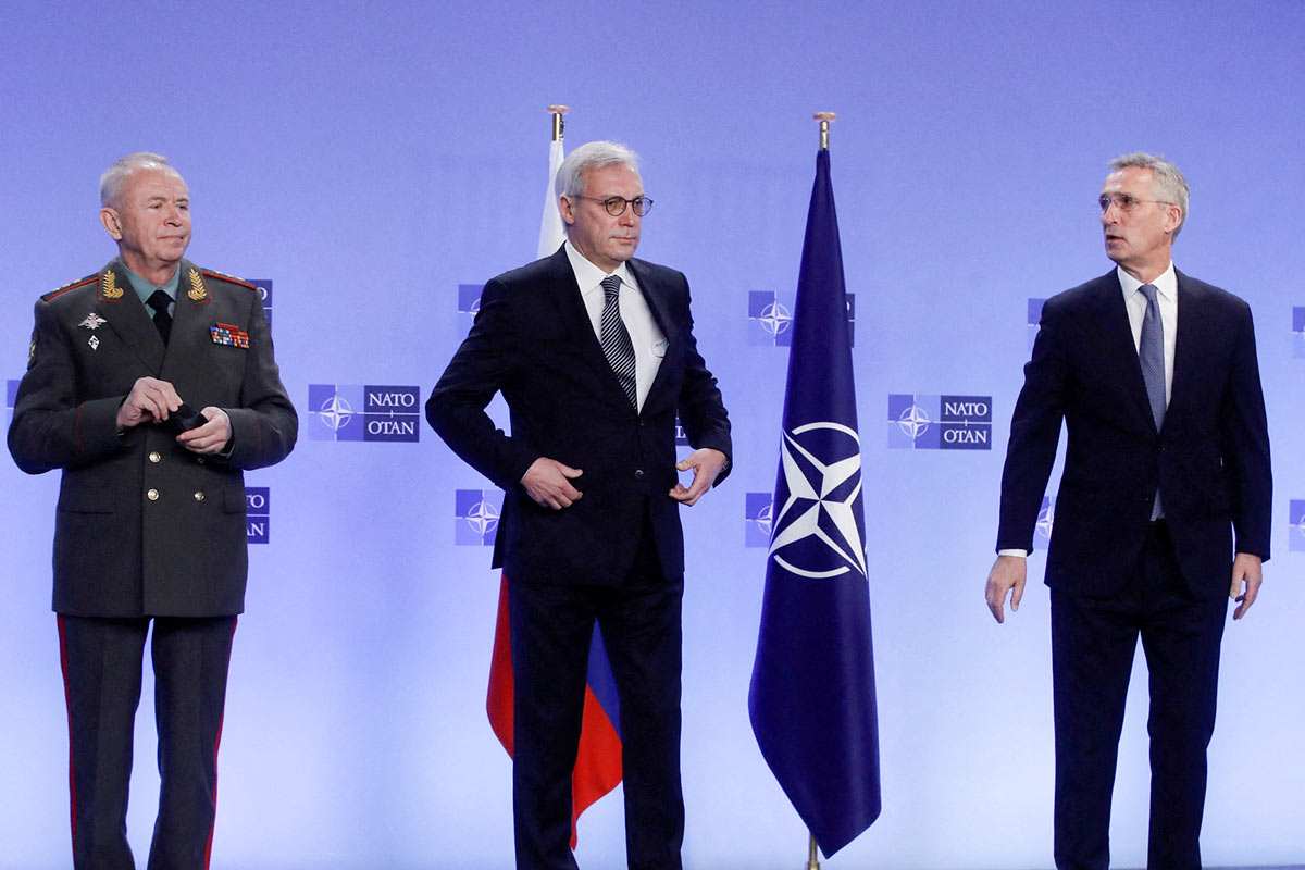 OTAN advierte que Rusia realiza preparativos militares para un ataque a «gran escala» contra Ucrania