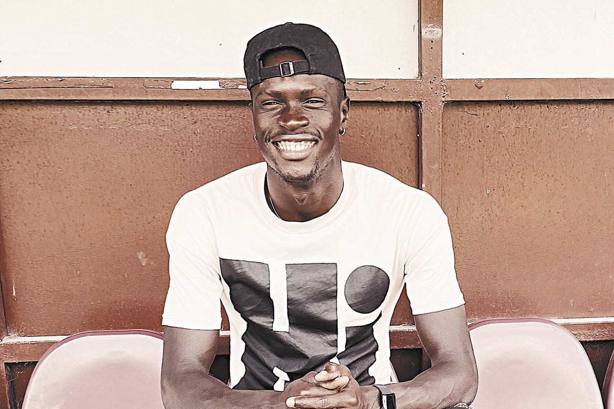 Ousmane N’Dong: “Los rivales a veces me gritan cosas que en la calle no me las dirían”
