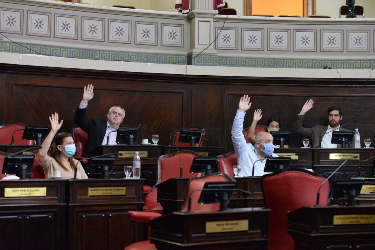 Aprueban el allanamiento del despacho del senador que estuvo en la reunión de la «Gestapo» contra los gremios