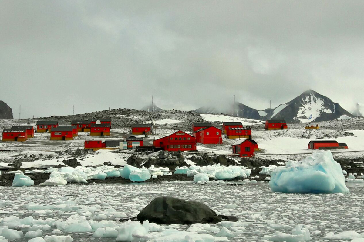 El Presidente viaja a la Antártida a reafirmar la soberanía «bicontinental»