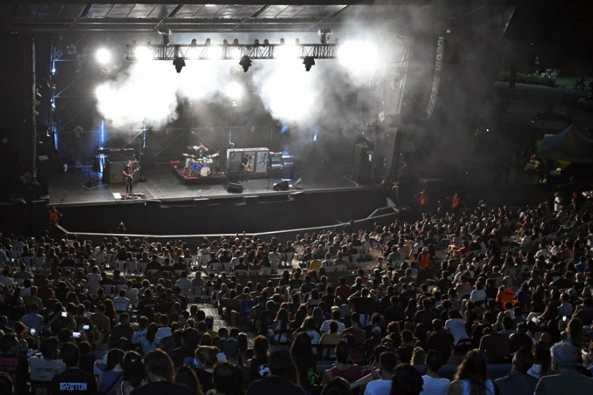 Eventos masivos sin límite de capacidad, pero con vacunación completa en la Provincia de Buenos Aires