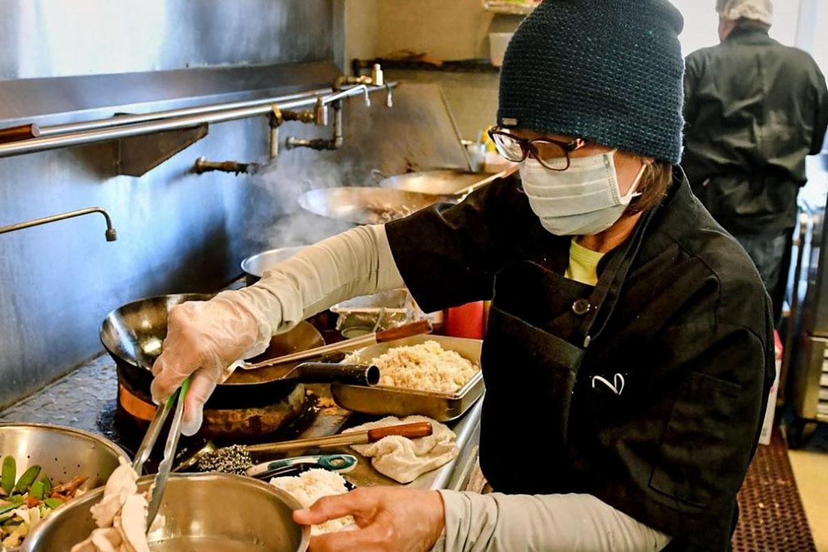 4.000 beneficiarios de planes sociales pasarán al empleo formal en sector gastronómico
