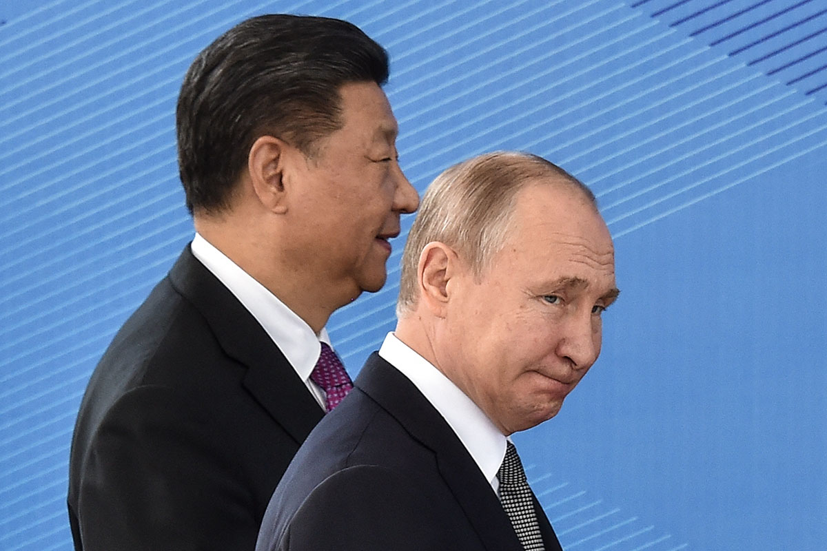 China, aliada de Rusia, pide negociar con Ucrania