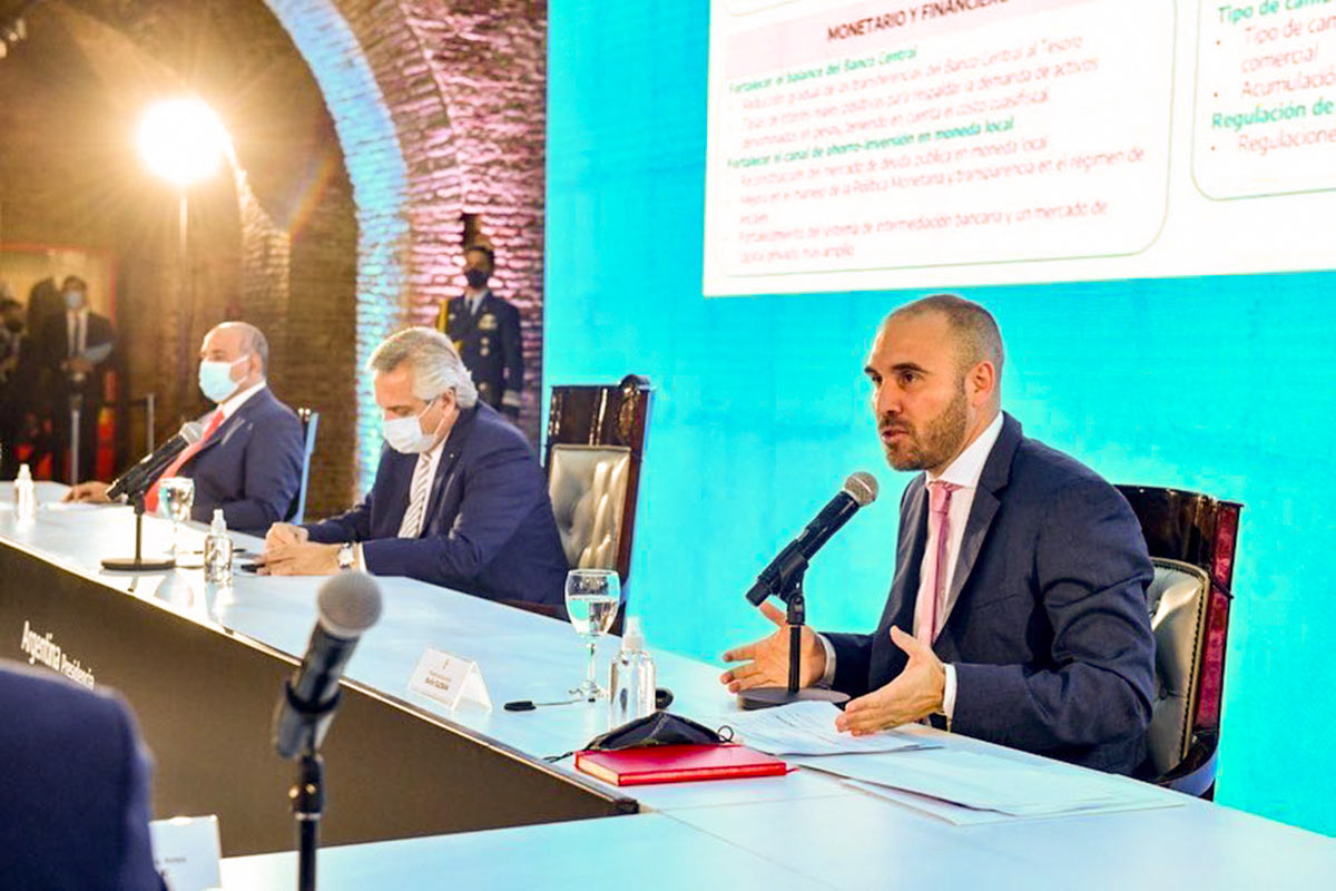 Washington rechaza eliminar la sobretasa que cobra el FMI