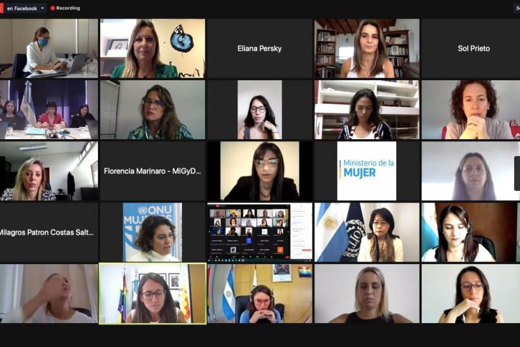 Veinte funcionarias de áreas económicas del país analizaron políticas para reducir brechas de género 1 Veinte funcionarias de áreas económicas del país analizaron políticas para reducir brechas de género