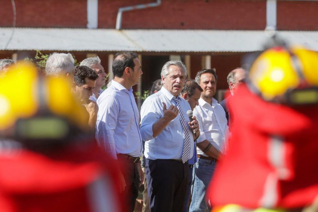 Alberto Fernández: "Donde hay un argentino que sufre todo el país tiene que ir en soporte" 1 Alberto Fernández: "Donde hay un argentino que sufre todo el país tiene que ir en soporte"