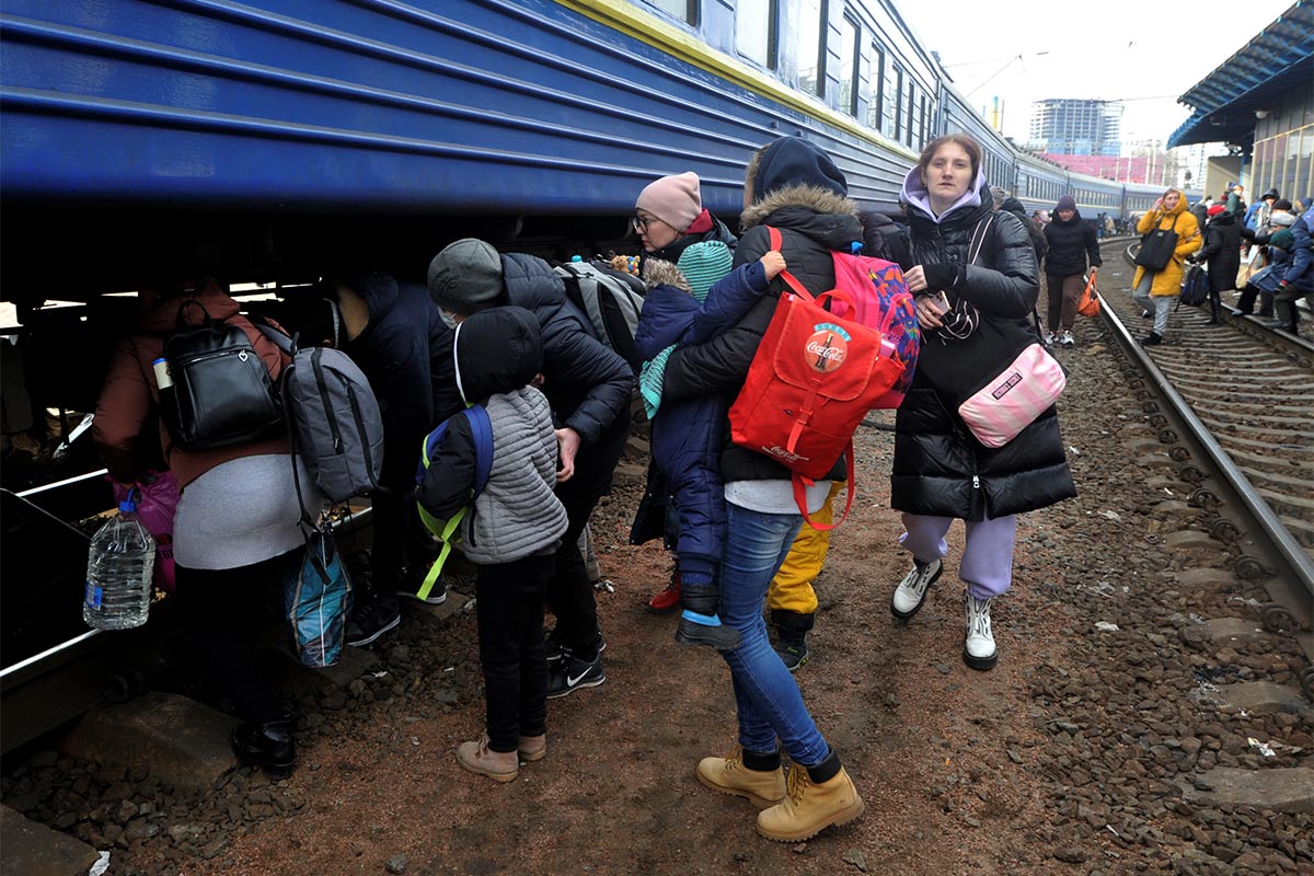 El Ejército ruso propone corredores humanitarios para evacuación, pero Ucrania lo rechaza