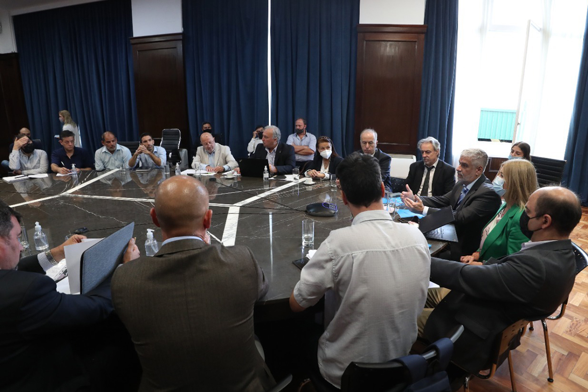 Comercio Interior busca mejorar la oferta e impulsa un impuesto a la vivienda ociosa