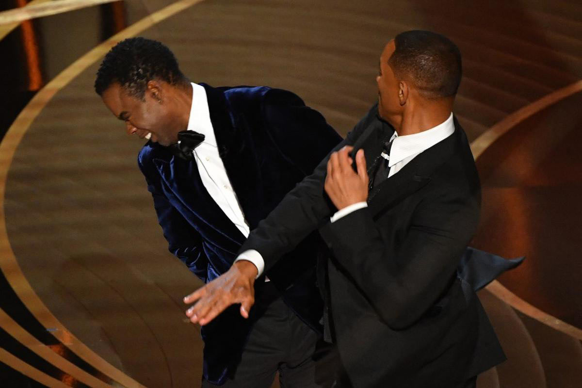Increíble: Will Smith le dio un cachetazo a Chris Rock en plena ceremonia de los Oscar