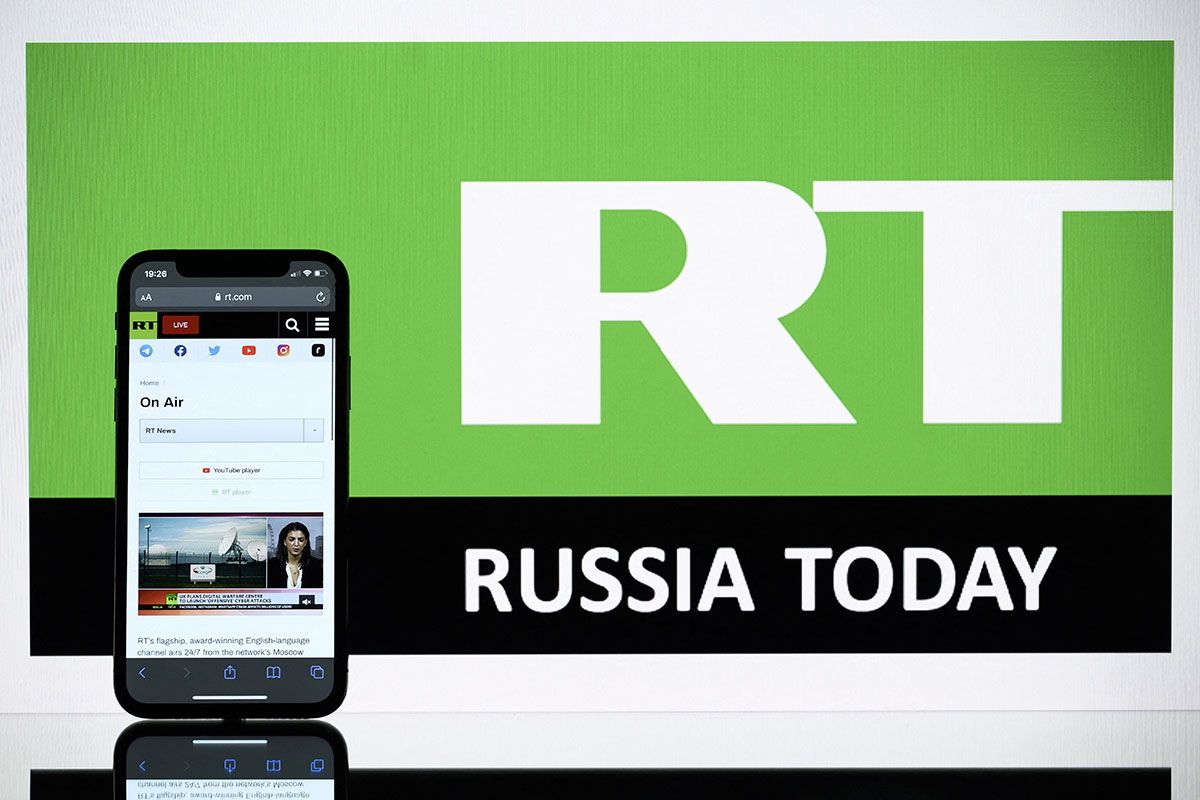 Reino Unido revoca la licencia de transmisión a la cadena de noticias rusa RT