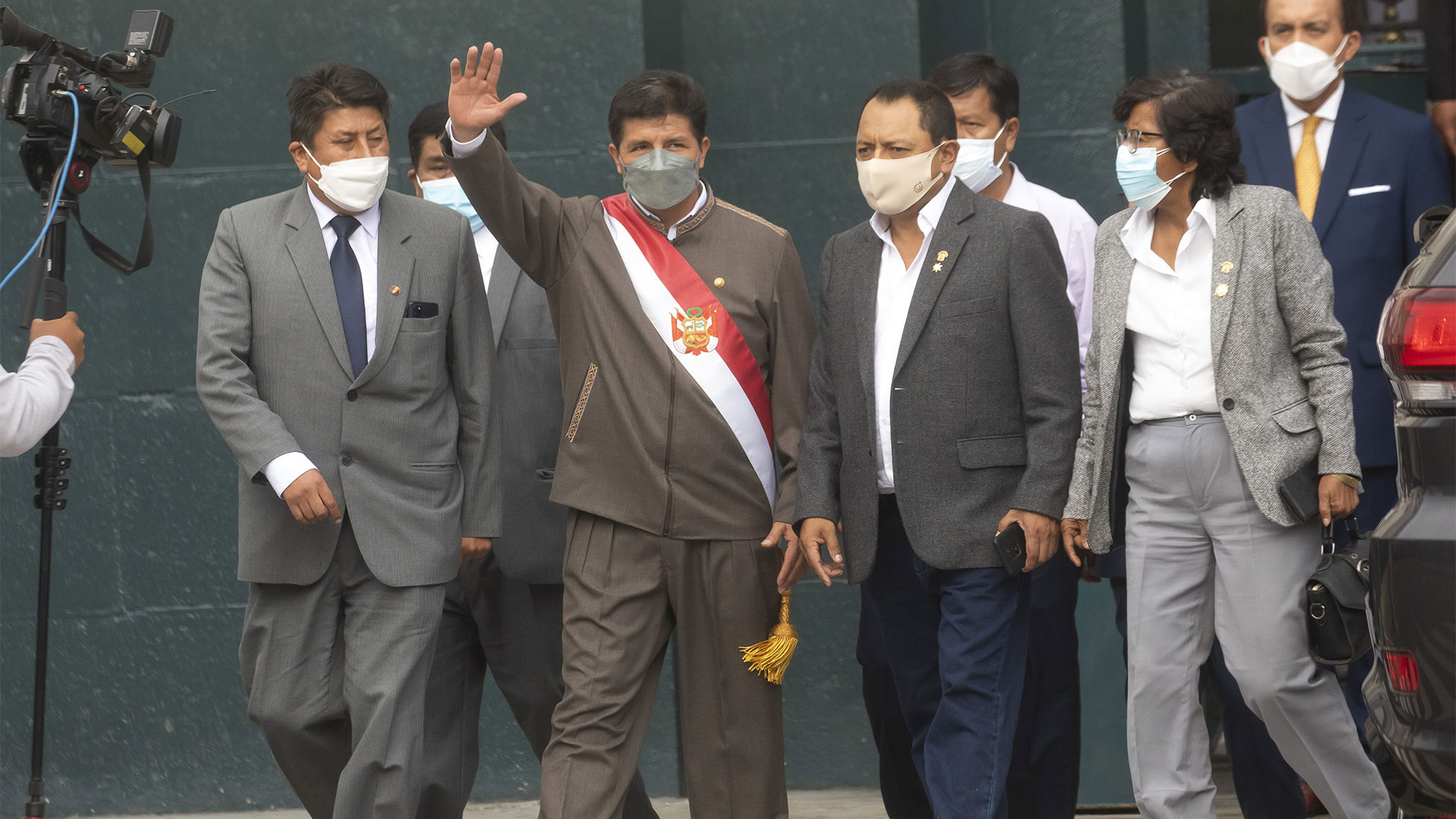 Perú: Pedro Castillo logró pasar otra moción de vacancia pero la oposición no le da tregua