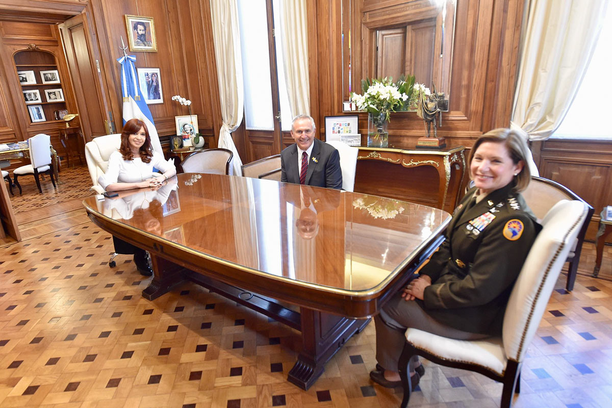 La trastienda de la inédita reunión de CFK con la jefa del Comando Sur