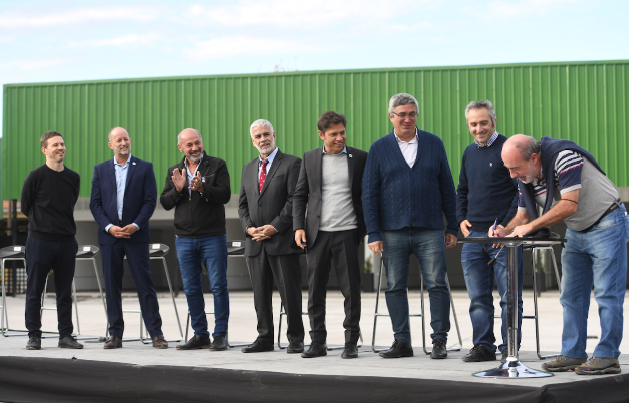 En medio de la interna por el rumbo económico, Kicillof lanzó medidas para   bajar precios junto a Feletti