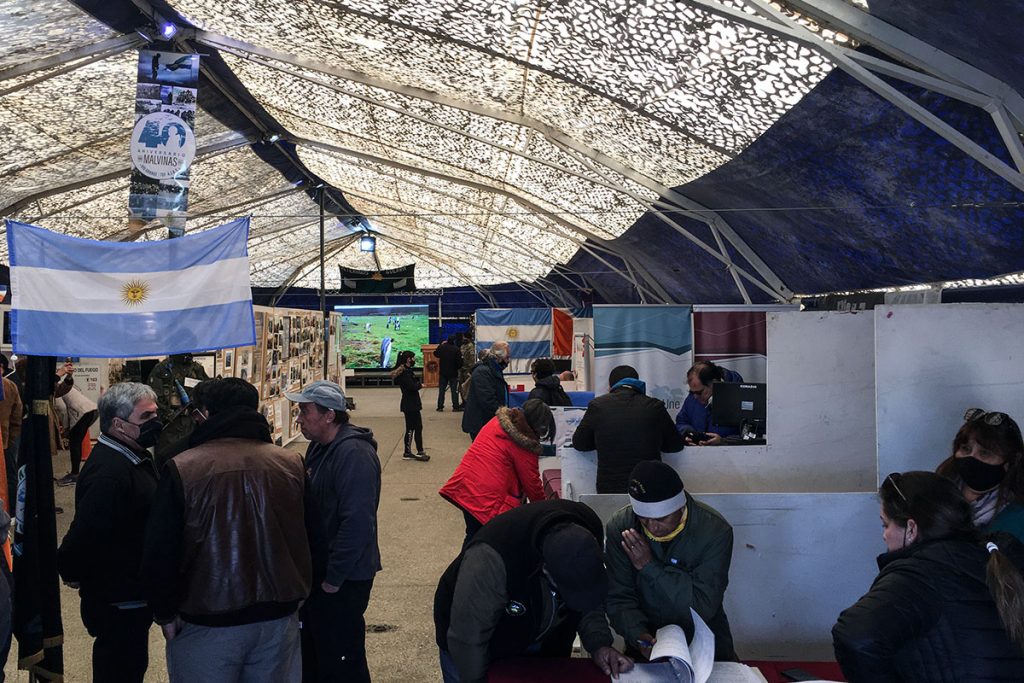 Comenzó en Río Grande la Vigilia por Malvinas 4 Comenzó en Río Grande la Vigilia por Malvinas