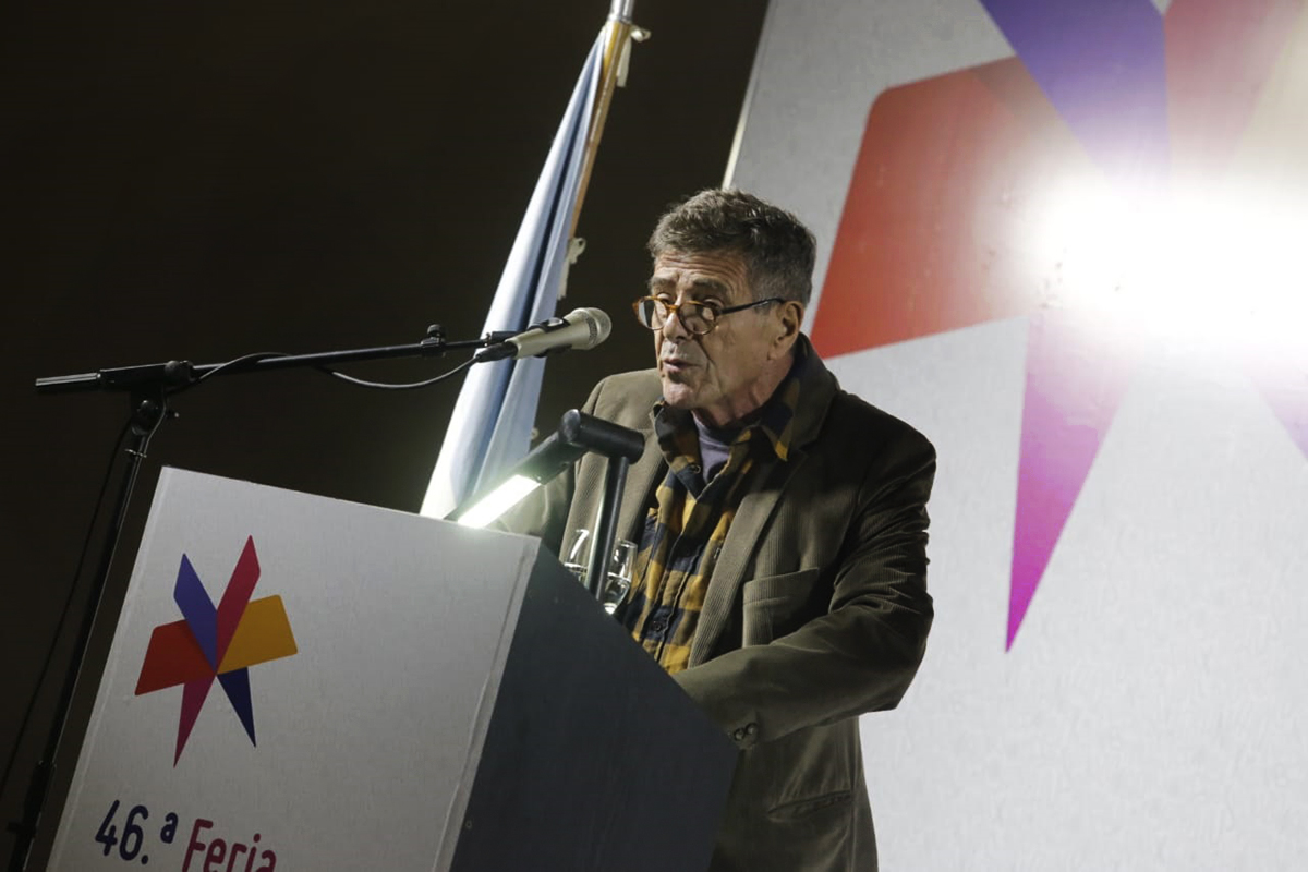 Fuerte discurso de Guillermo Saccomanno contra la Feria del Libro en su apertura
