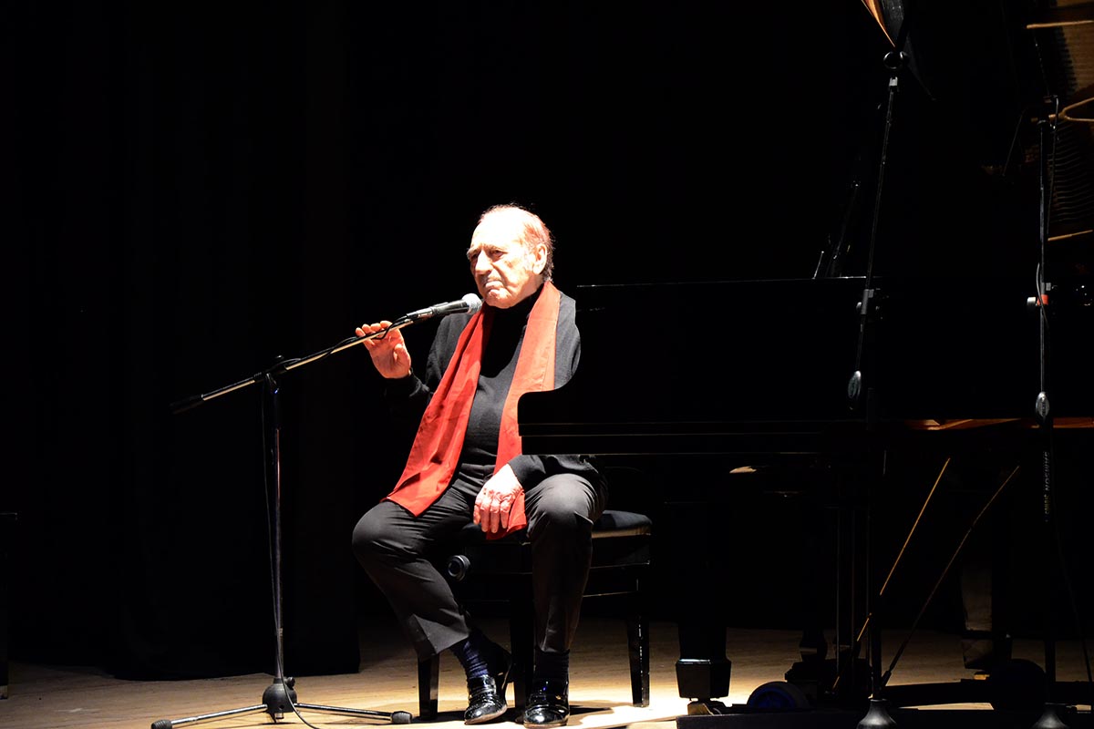 Miguel Ángel Estrella, un músico atento a la realidad