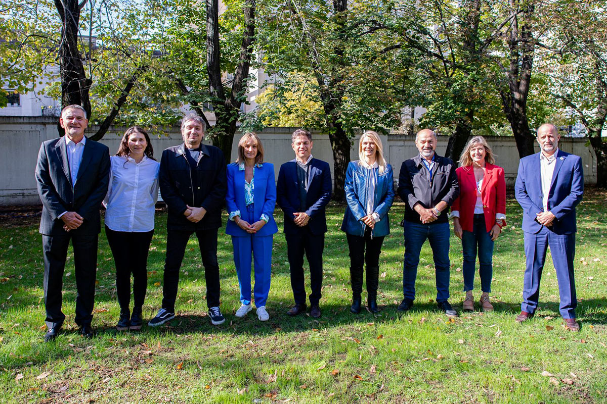 Kicillof avanza hacia la institucionalización de la mesa política en su distrito