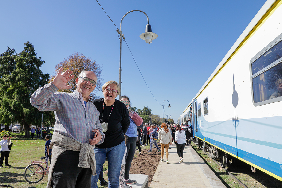 Luego de 45 años, vuelve el tren entre Rosario y Cañada de Gómez