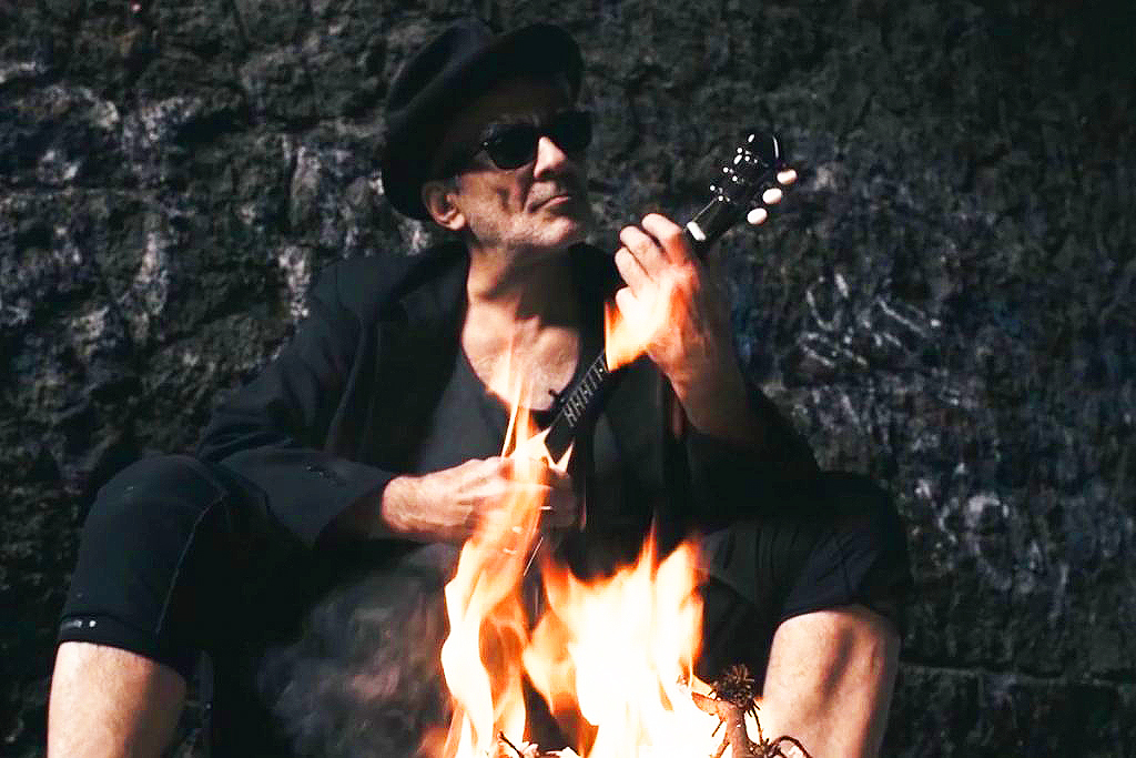 Melingo: “Dios está en el detalle, sobre todo en la creación artística”