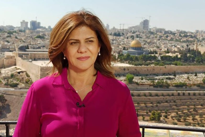 El Ejército israelí mata de un tiro en la cabeza a reconocida corresponsal de Al Jazeera en Palestina
