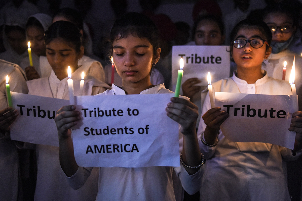 Luto y estupor en EEUU tras la masacre de 19 chicos y dos docentes en una escuela primaria