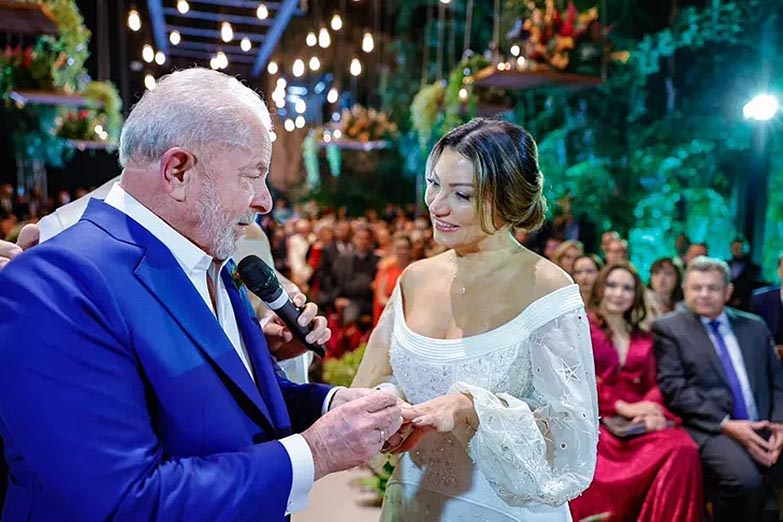 Lula se casó con una socióloga y militante del PT en una ceremonia íntima