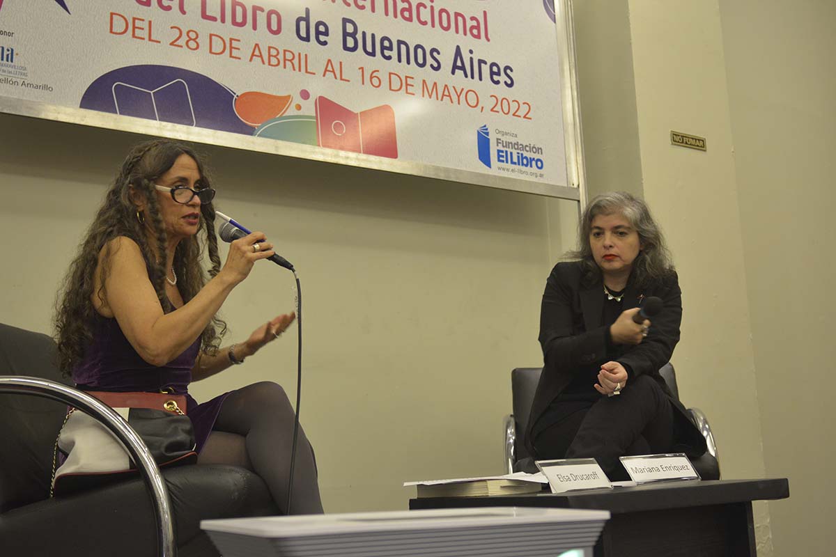 Mariana Enriquez abrió el Diálogo de escritoras y escritores