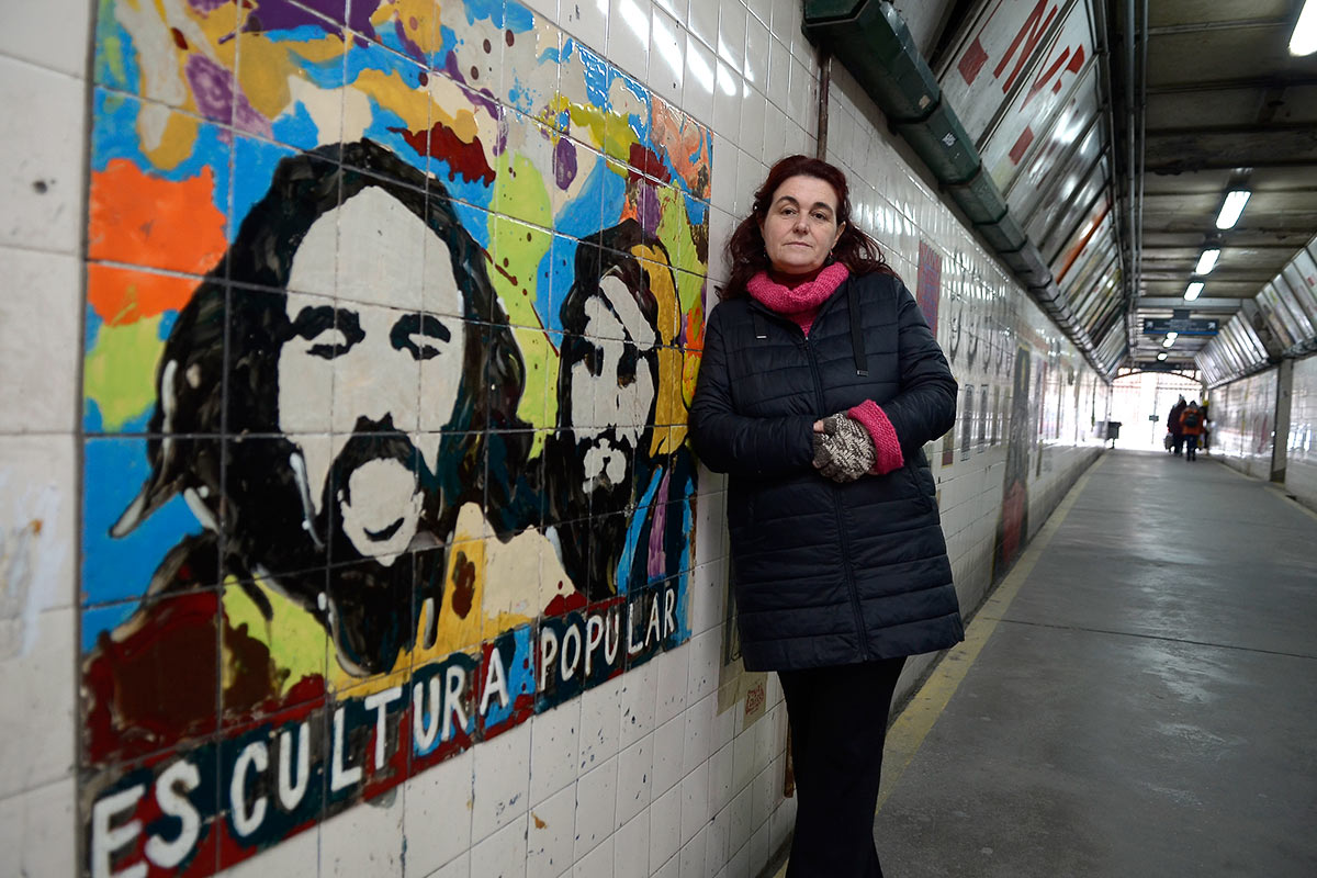 Mano con mano: las luchas de Darío y Maxi siguen vivas en los murales de Avellaneda