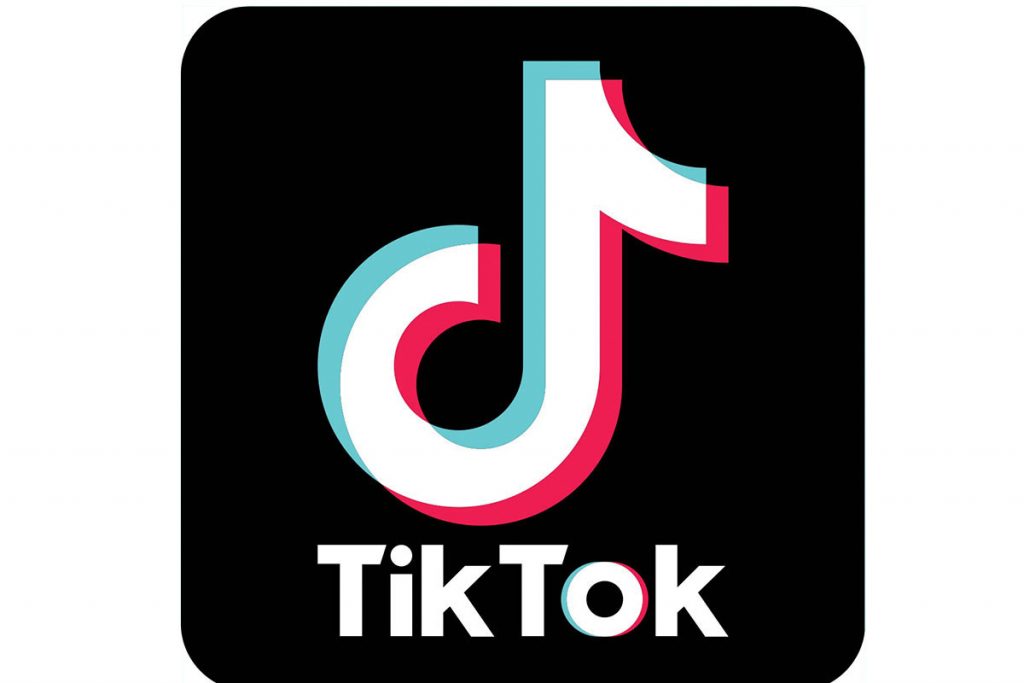 Ping pong con Laila Roth: “Casi todos los cómicos estamos tocados” 2 Ping pong con Laila Roth: “Casi todos los cómicos estamos tocados”